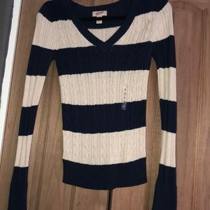 Knitted V-neck Sweater